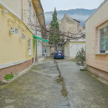 Simon Old Town City Center * Brašov
