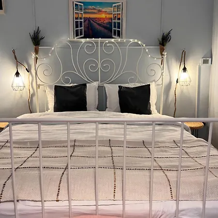 Simon Old Town Center * Braşov