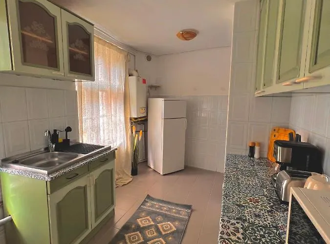 Simon Old Town Center * Brasov